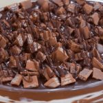 torta gelada de Kit Kat tudo gostoso prático