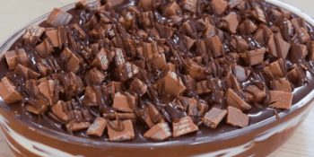 torta gelada de Kit Kat