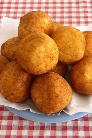 Bolinhos de queijo sem queijo  rápido fácil crocante