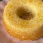 Bolo de arroz cozido simples fofinho