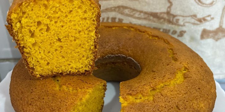 Bolo de cenoura proteico