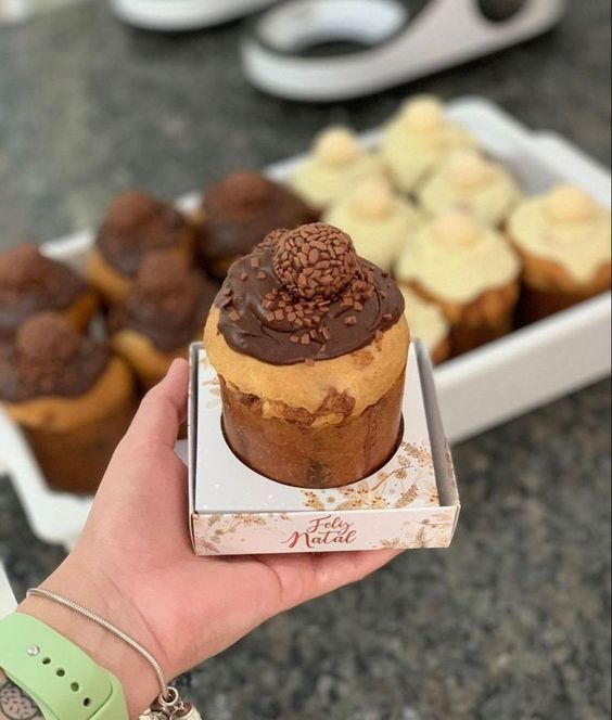 Panetone de beijinho tradicional brigadeiro