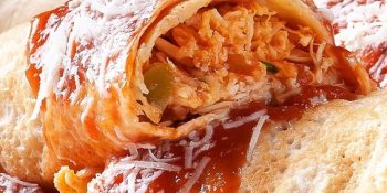Panqueca de queijo molho picante