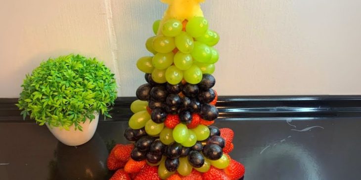 árvore de natal de frutas