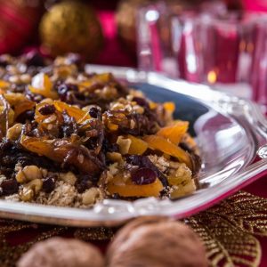 Farofa com frutas secas tudo gostoso