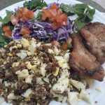 Carne moída com ovo cozido