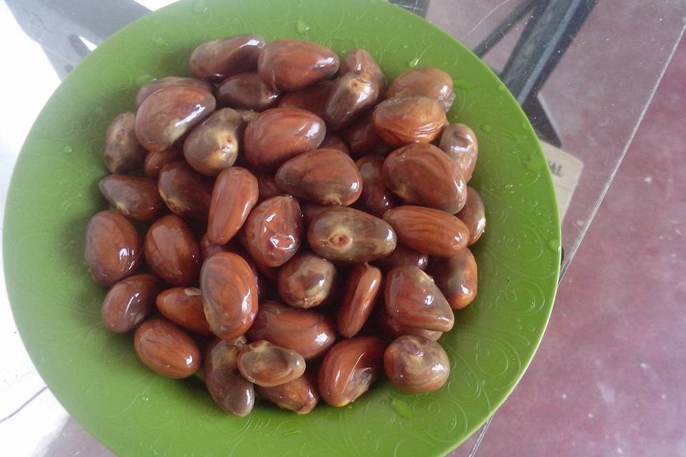 Caroço de jaca cozido