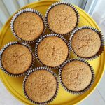 Muffin de banana com gengibre