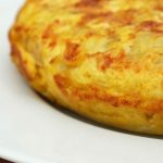Omelete de frango e cheddar tudo gostoso
