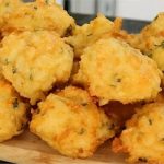 Bolinho de arroz com carne fácil simples