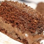 bolo nega maluca com doce de leite bem recheada