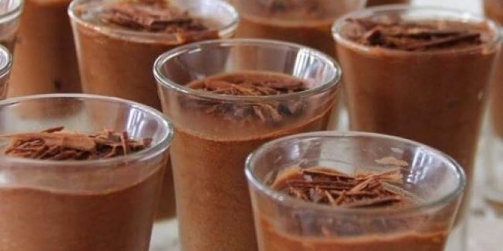 mousse de chocolate no copinho tudo gostoso