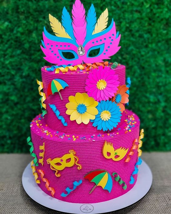 Bolo de Carnaval tudo gostoso