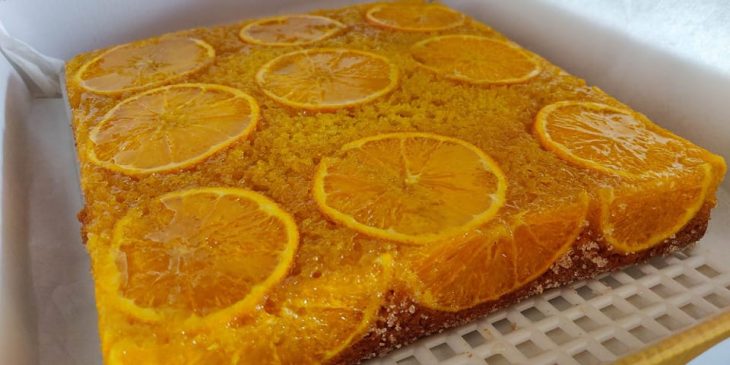 Bolo de laranja invertido