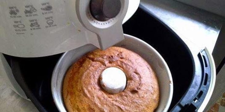 Bolo de laranja na airfryer tudo gostoso