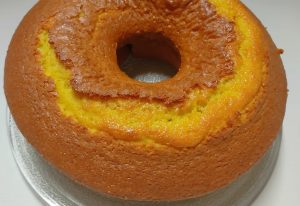 Bolo de laranja tamanho família