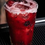 Caipiroska de frutas vermelhas