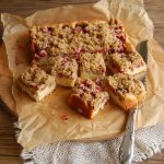 Cuca de ruibarbo tudo gostoso