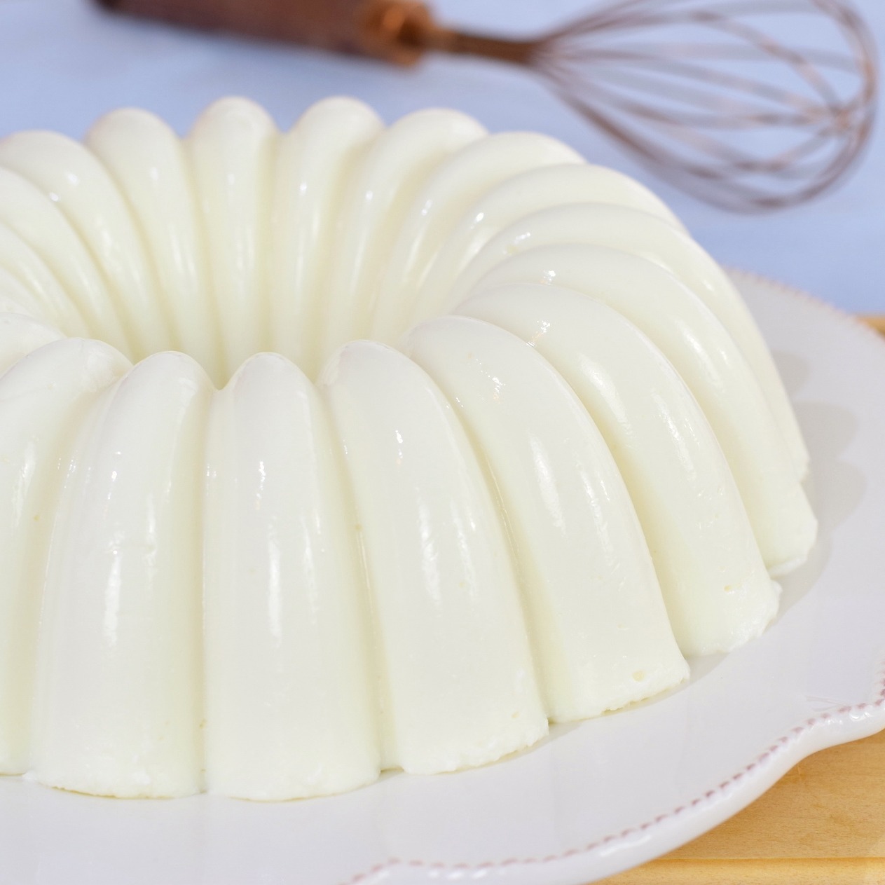 Essa receita de manjar simples é barata e fácil