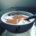 Mingau de aveia com leite de coco