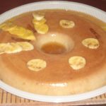 Pudim de banana com canela