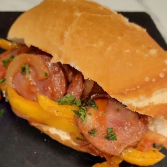 Sanduíche para o carnaval tudo gostoso simples