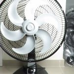 deixar hélice de ventilador branca