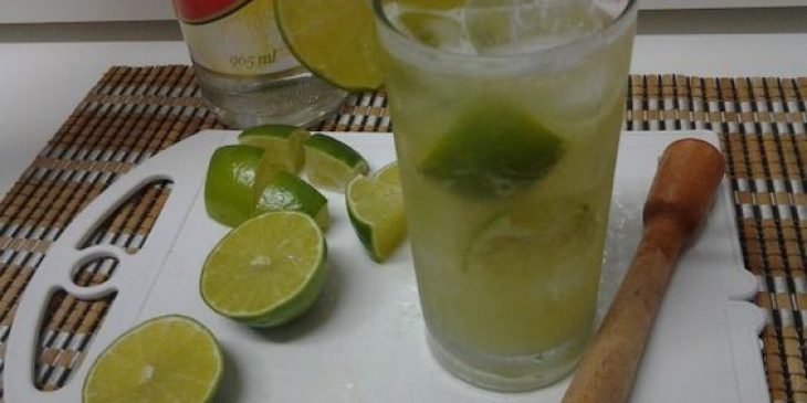 Drink de carnaval com álcool tudo gostoso