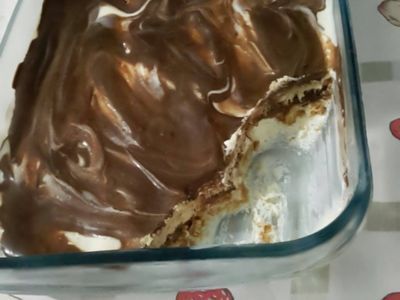 Pavê de limão com chocolate em pó tudo gostoso