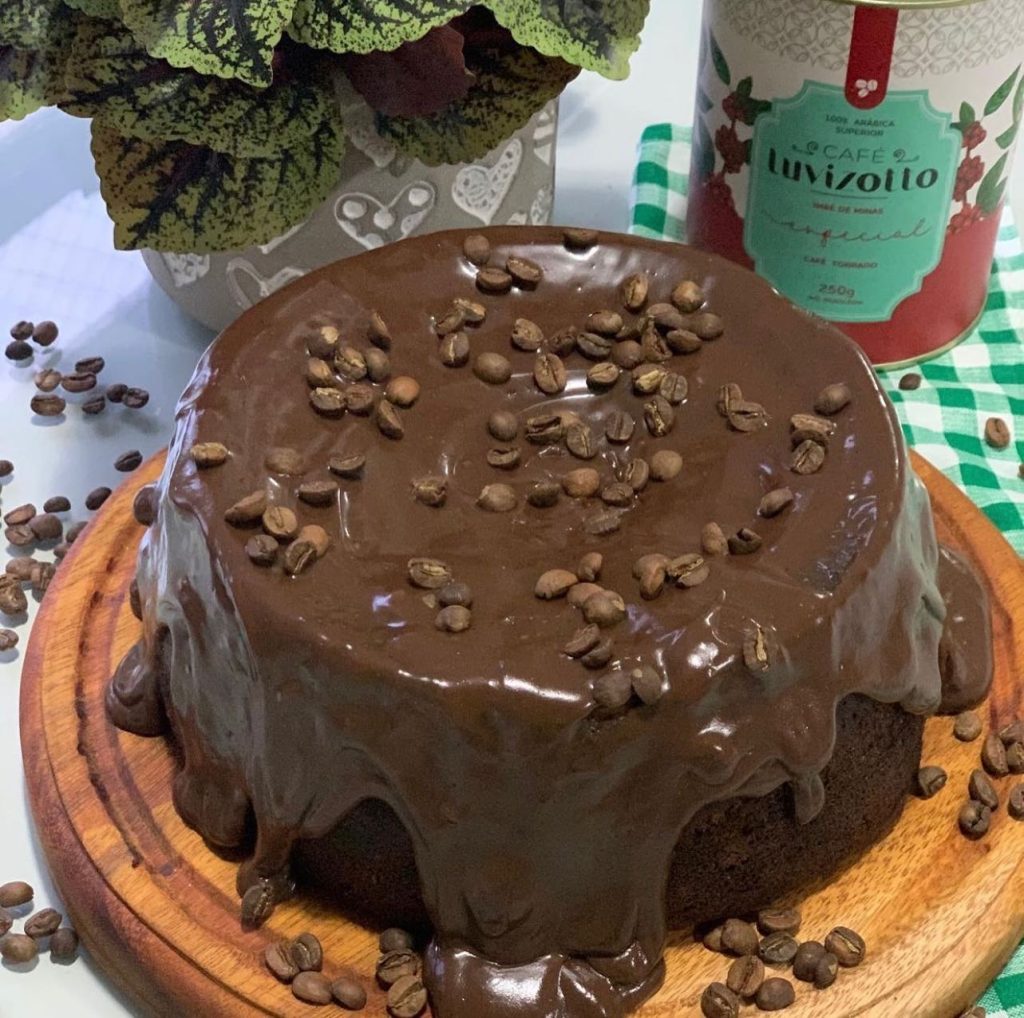 Bolo de chocolate com café