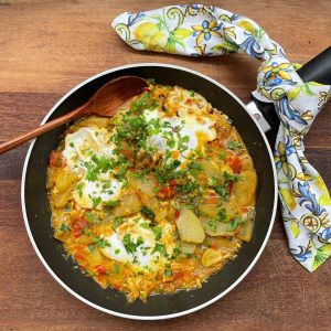 Moqueca de chuchu com ovos