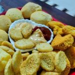 Nuggets com molho tudo gostoso