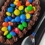 Ovo de páscoa com brigadeiro com mm