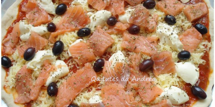 Pizza de salmão tudo gostoso