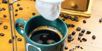 Como fazer café coado do jeito que a vovó ama