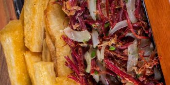 Carne seca com verduras