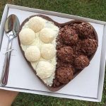 Coração lapidado com brilhos tudo gostoso