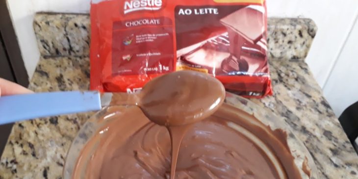 fazer chocolate em casa