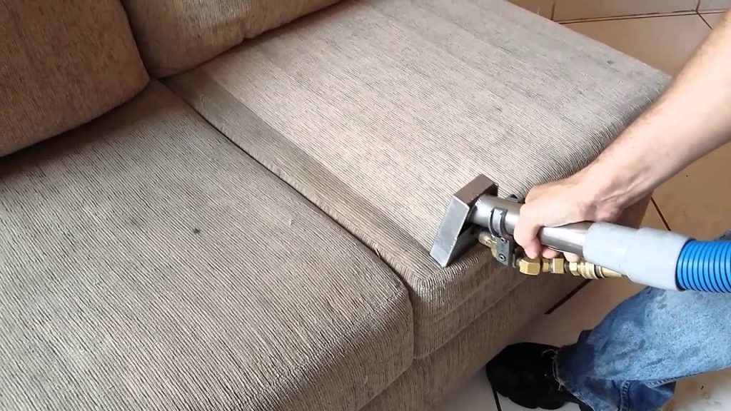 limpar sofá a seco