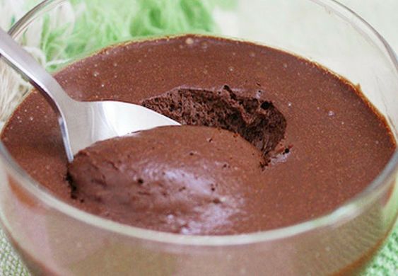 mousse de chocolate com 1 leite condensado Ana Maria