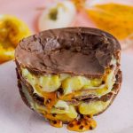 Ovo de páscoa trufado de maracujá simples recheado