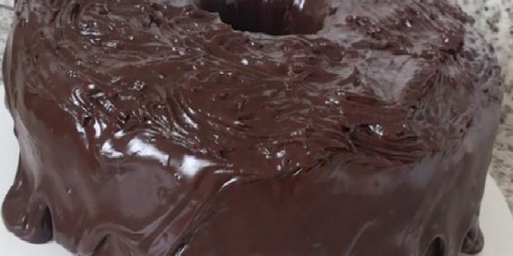 Bolo de chocolate de 30 minutos tudo gostoso