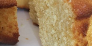 Bolo de leite condensado sem lactose faz as tias te amarem mais