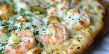 Pizza de camarão muito melhor que as dos restaurantes