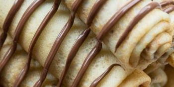 Fazer esse crepe de Nutella no palito em casa na sexta.. perfeito!