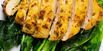 Fazer frango na airfryer suculento vai economizar gás e tempo