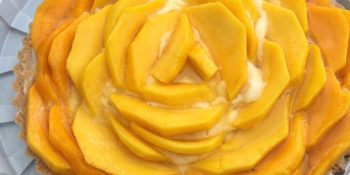 A torta de manga para momentos especiais vai fazer todo mundo esquecer o antigo pavê