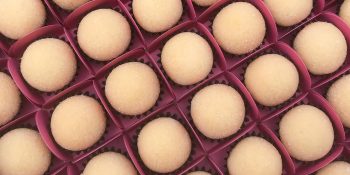 Hoje tem sobremesa de brigadeiro branco para você e família