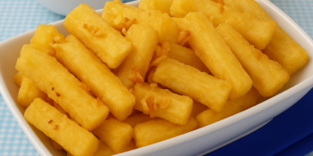 Receita de macaxeira frita na airfryer é simples e crocante
