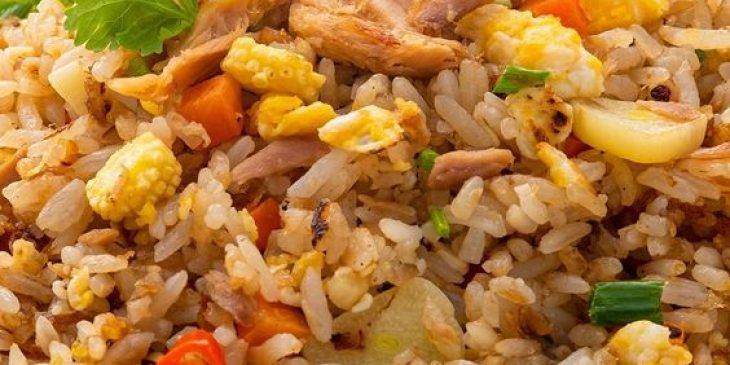 arroz com frango desfiado tudo gostoso